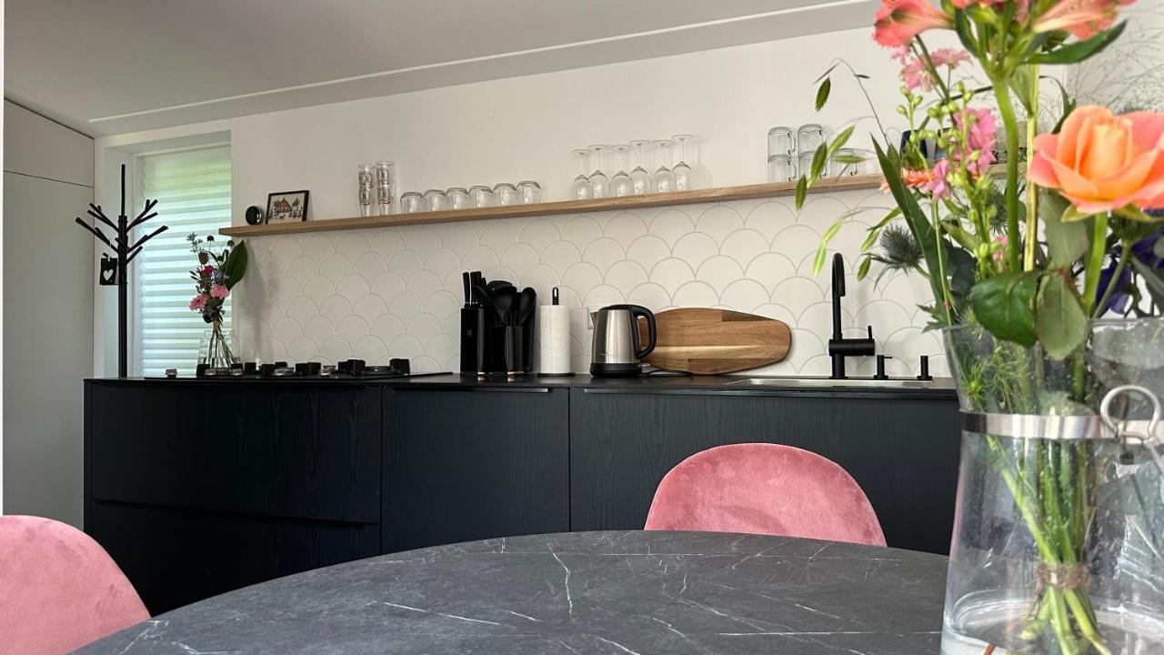 Bedandbreakfastrouveen ภายนอก รูปภาพ